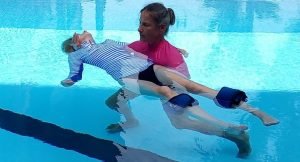 Watsu aquatic therapy